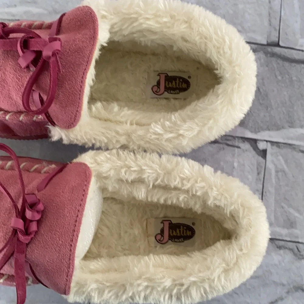 Justin girls slipper/loafers size 3/4
